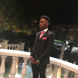 Meet your Posher, Thomas